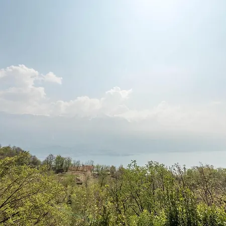 Bel View 2 公寓 *